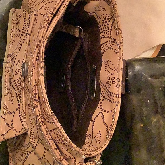 RAY Augousti laser leather small bag - Picture 9 of 13